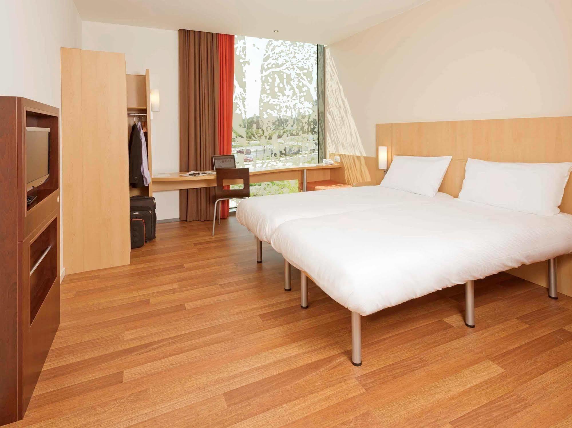 Ibis Heverlee Lovaina Exterior foto